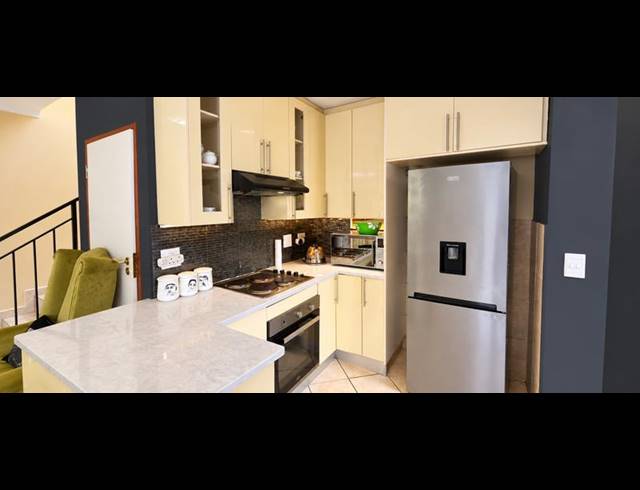 3 BEDROOM TOWNHOUSE FOR SALE IN ARUNDO ESTATE